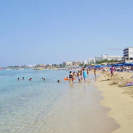 Dazzling Akame 3 Bedrooms Beachfront Villa