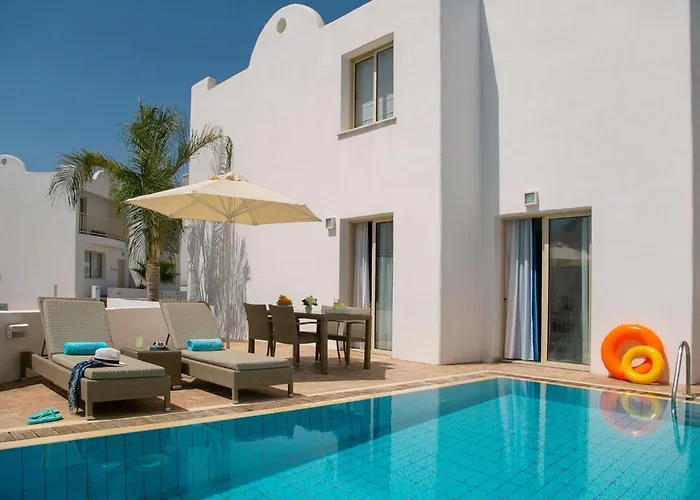 Dazzling Akame 3 Bedrooms Beachfront *