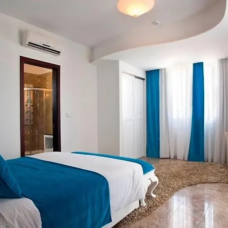 Villa Dazzling Akame 3 Bedrooms Beachfront Private Outdoor Pool Furished Sun Terrace Ellinon *